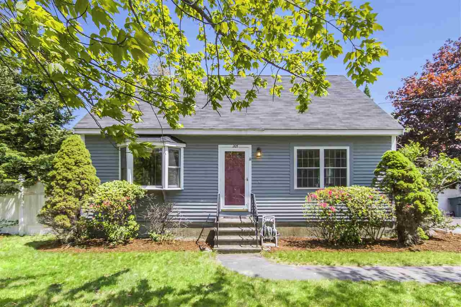 205 Elgin Avenue Manchester NH 03104