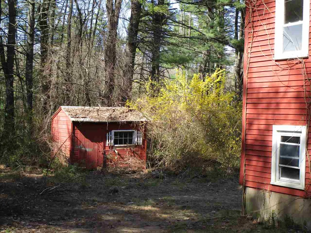 32 Cross Road Amherst NH 03031