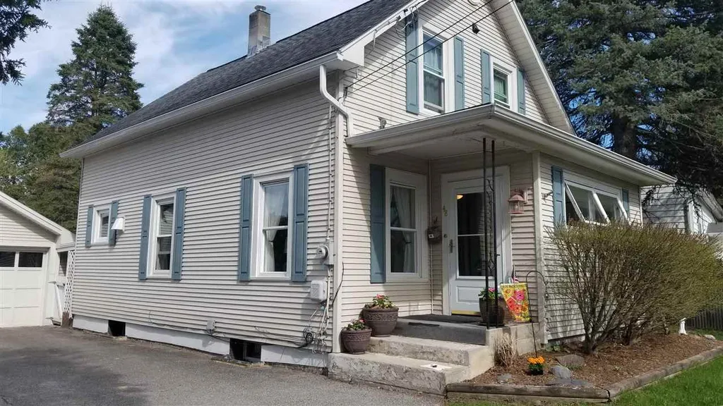 48 Pleasant Street Essex VT 05452
