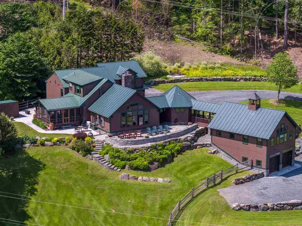 473 Bouchard Road Stowe VT 05672