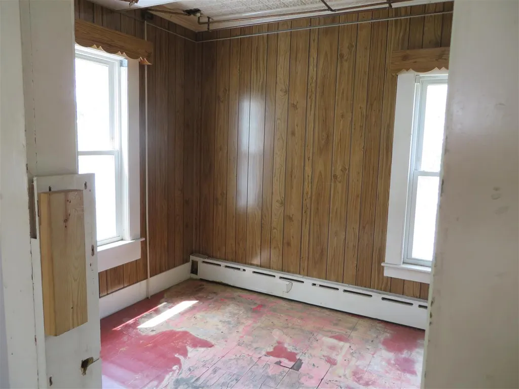 11 Kentfield Court Laconia NH 03246