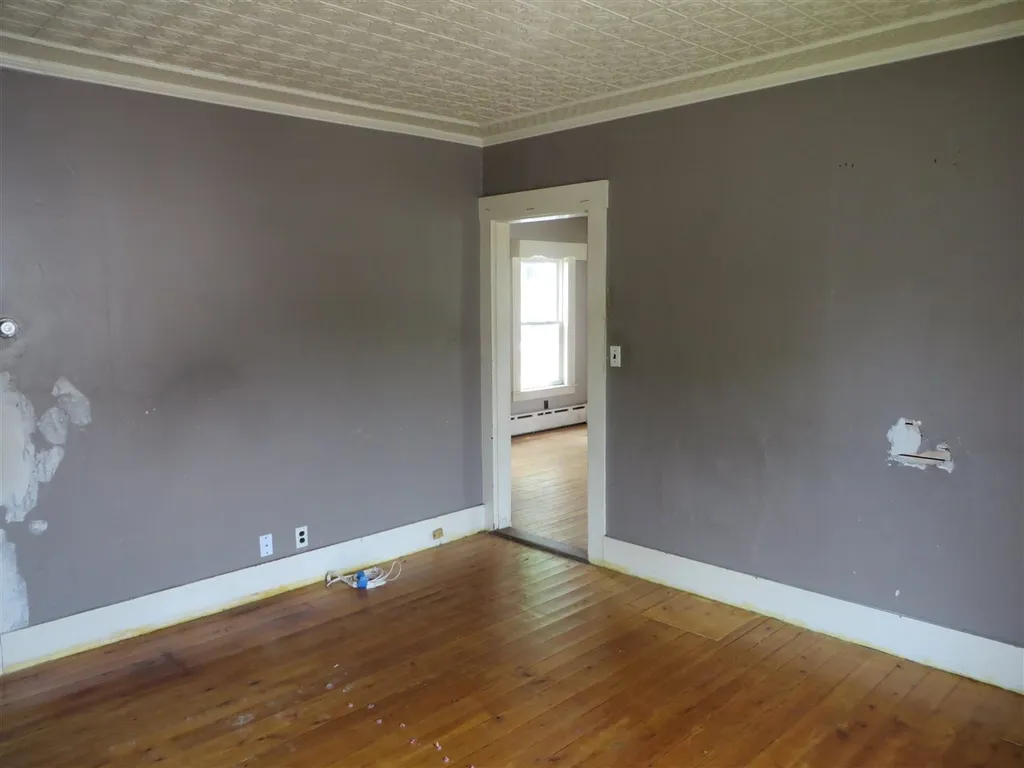 11 Kentfield Court Laconia NH 03246