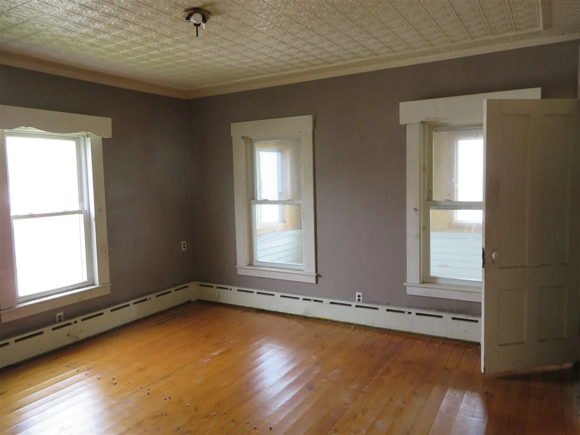 11 Kentfield Court Laconia NH 03246