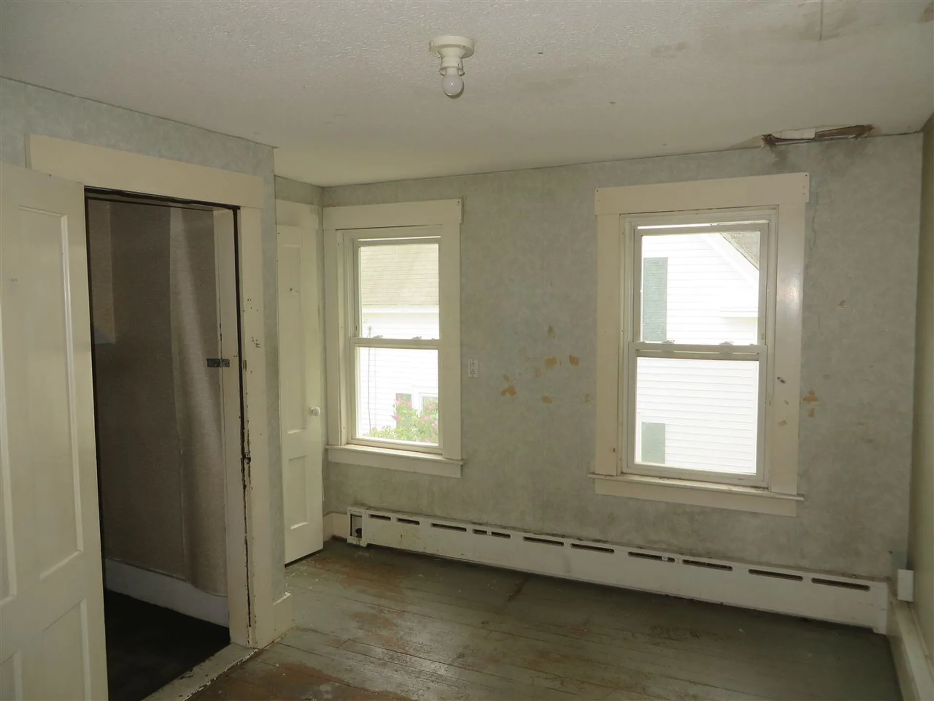 11 Kentfield Court Laconia NH 03246