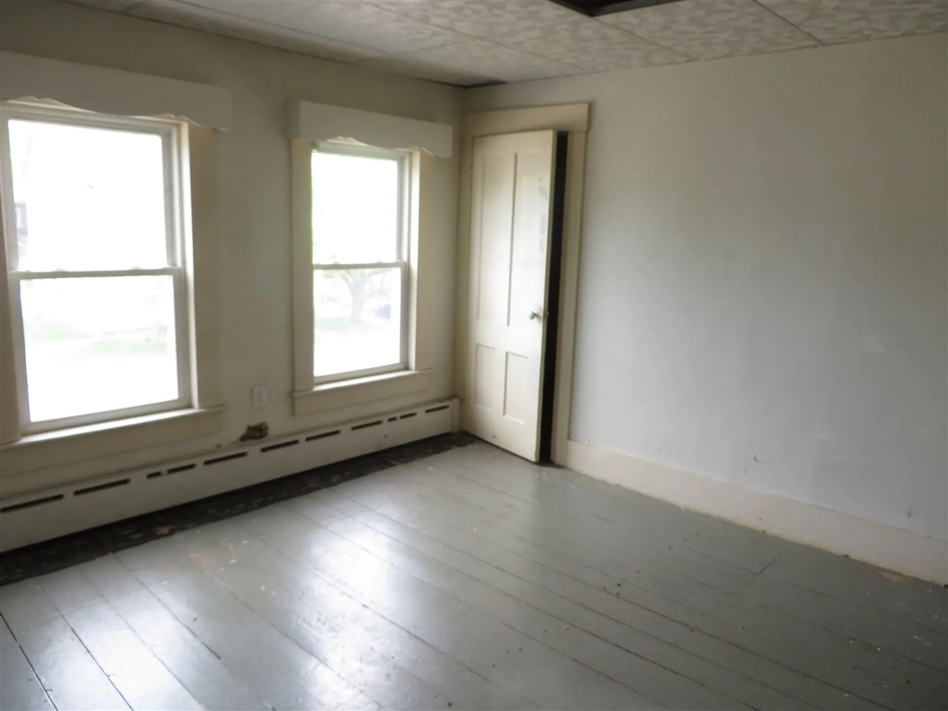 11 Kentfield Court Laconia NH 03246