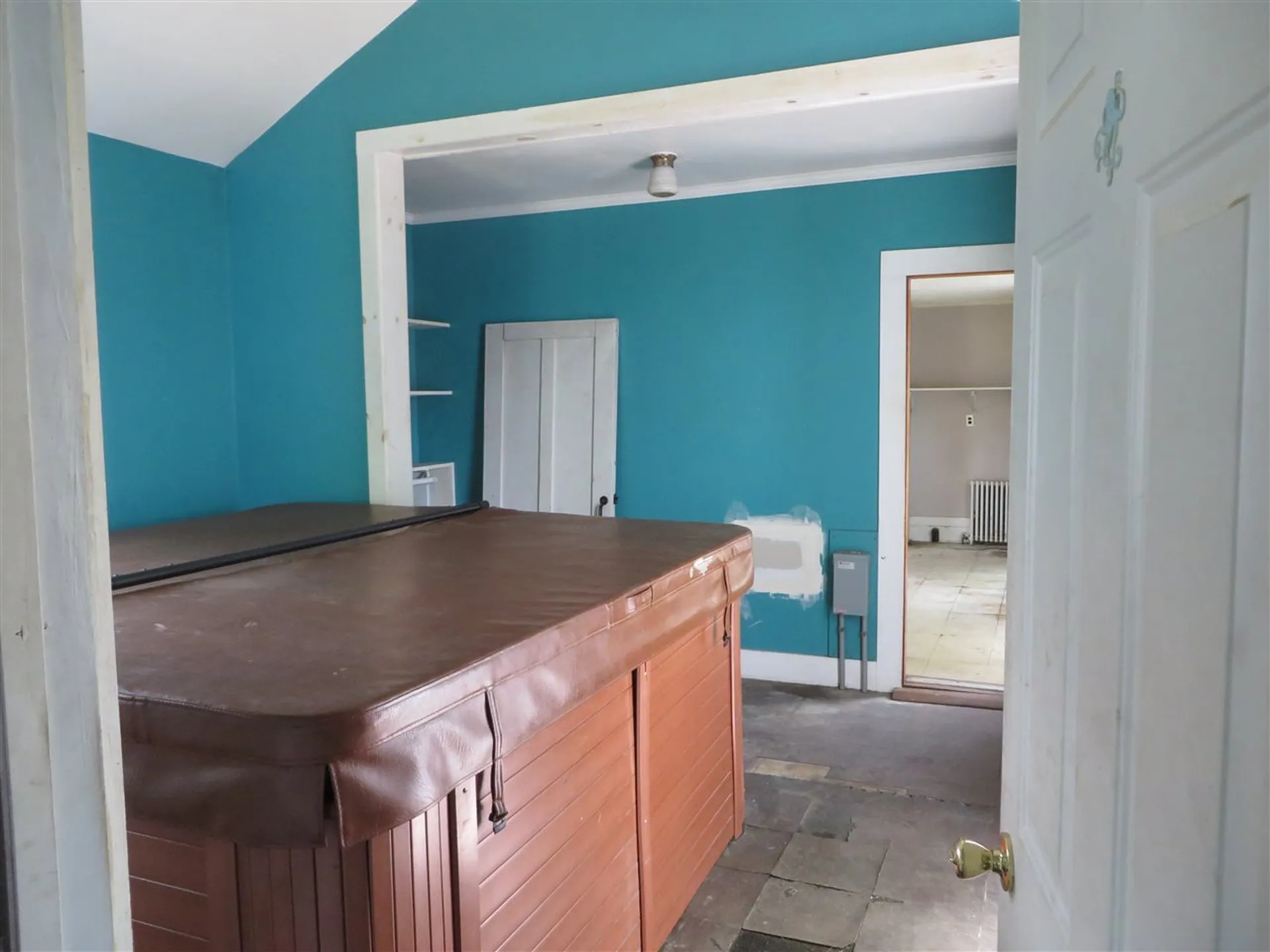 11 Kentfield Court Laconia NH 03246