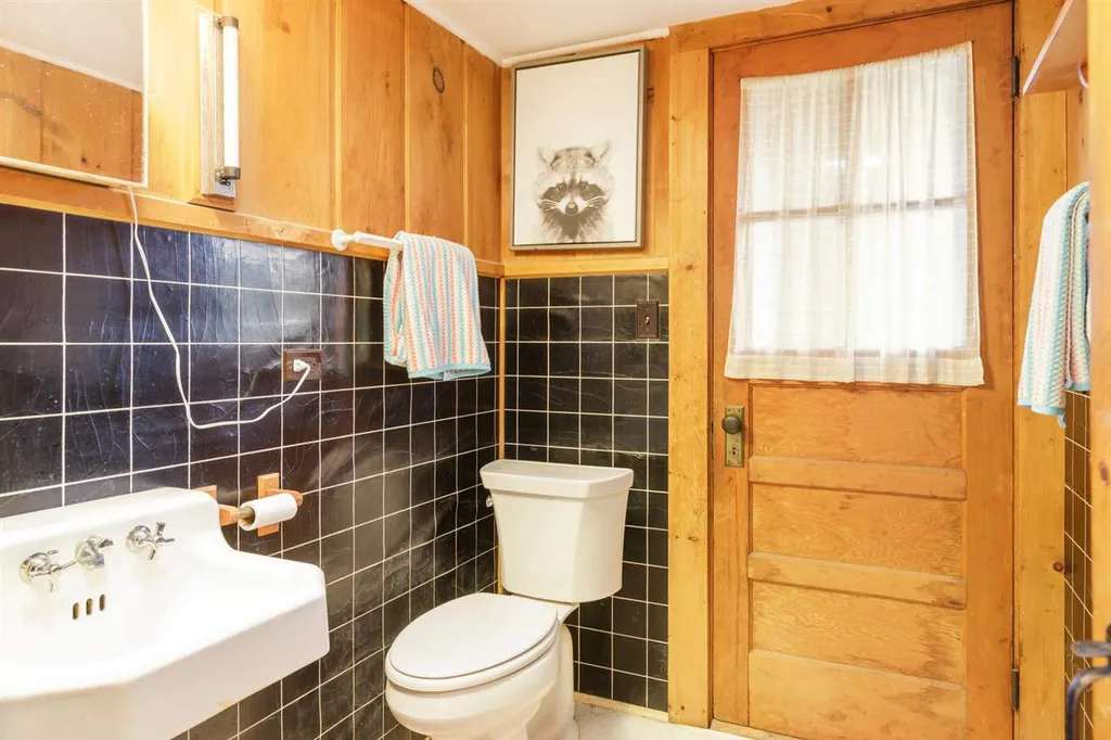 12 Forest Road Tuftonboro NH 03853