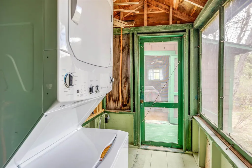 12 Forest Road Tuftonboro NH 03853