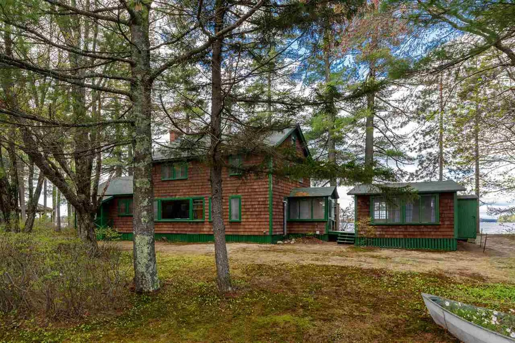 12 Forest Road Tuftonboro NH 03853