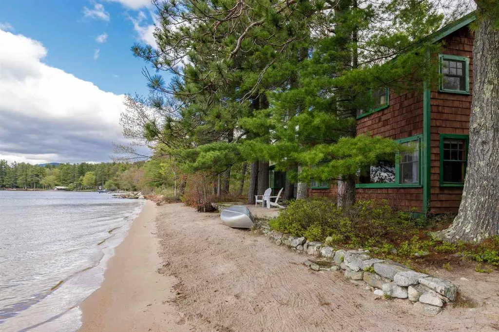 12 Forest Road Tuftonboro NH 03853