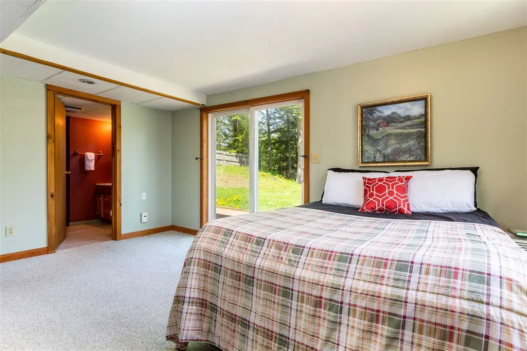 106 Jericho Road Essex VT 05452