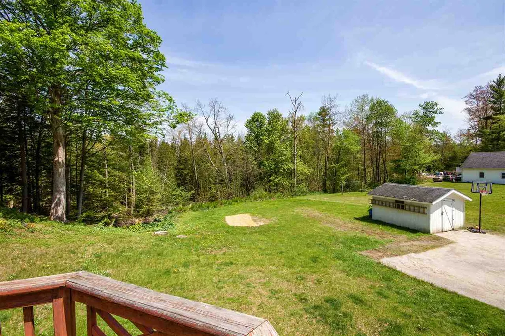 106 Jericho Road Essex VT 05452