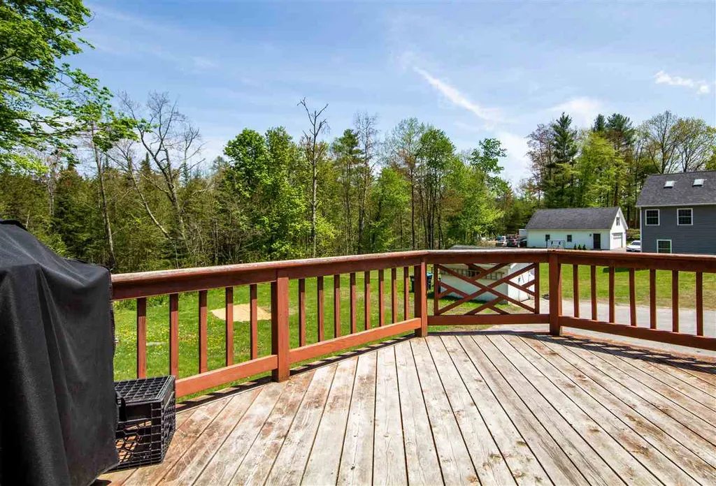 106 Jericho Road Essex VT 05452