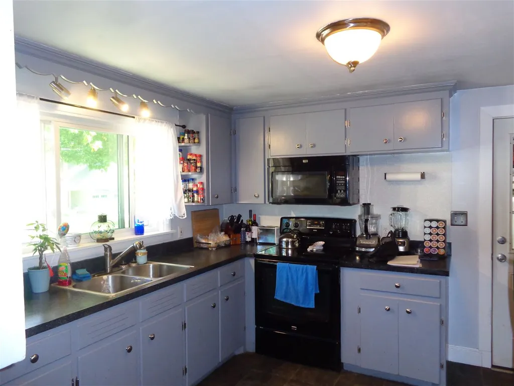 45 Westwood Circle Dover NH 03820
