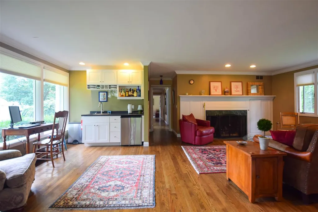 4 Mount View Court Burlington VT 05401