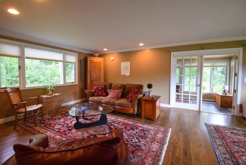 4 Mount View Court Burlington VT 05401