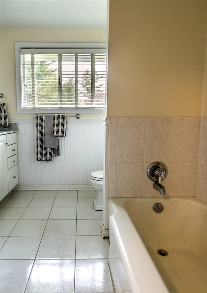 4 Mount View Court Burlington VT 05401