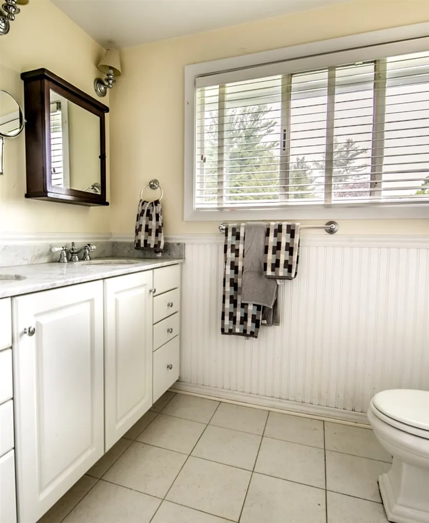 4 Mount View Court Burlington VT 05401