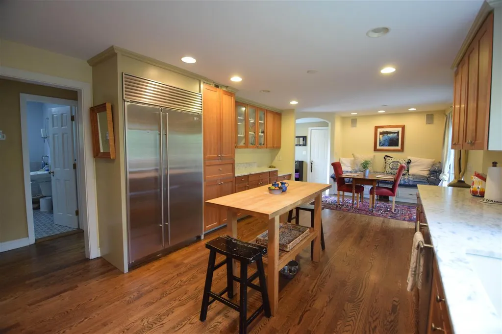 4 Mount View Court Burlington VT 05401