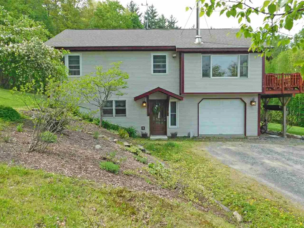 214 Hillcrest Avenue Duxbury VT 05660