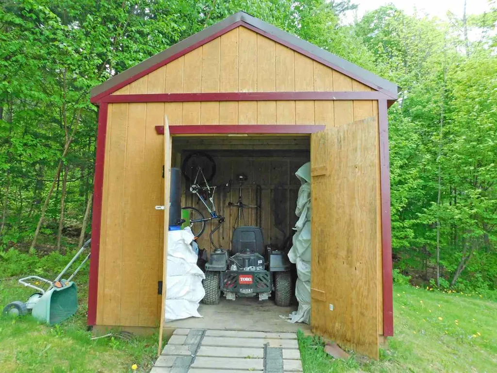 214 Hillcrest Avenue Duxbury VT 05660