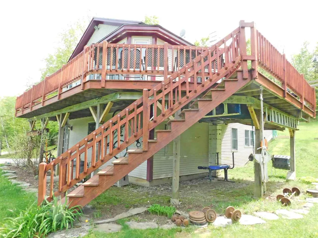 214 Hillcrest Avenue Duxbury VT 05660