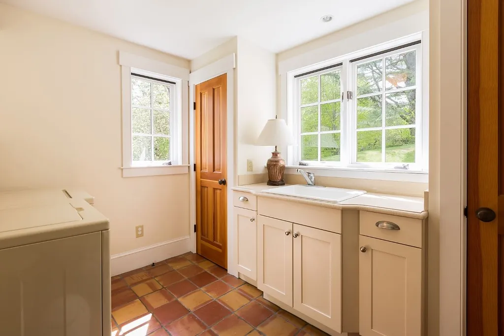 2352 Curtis Hollow Road Woodstock VT 05091