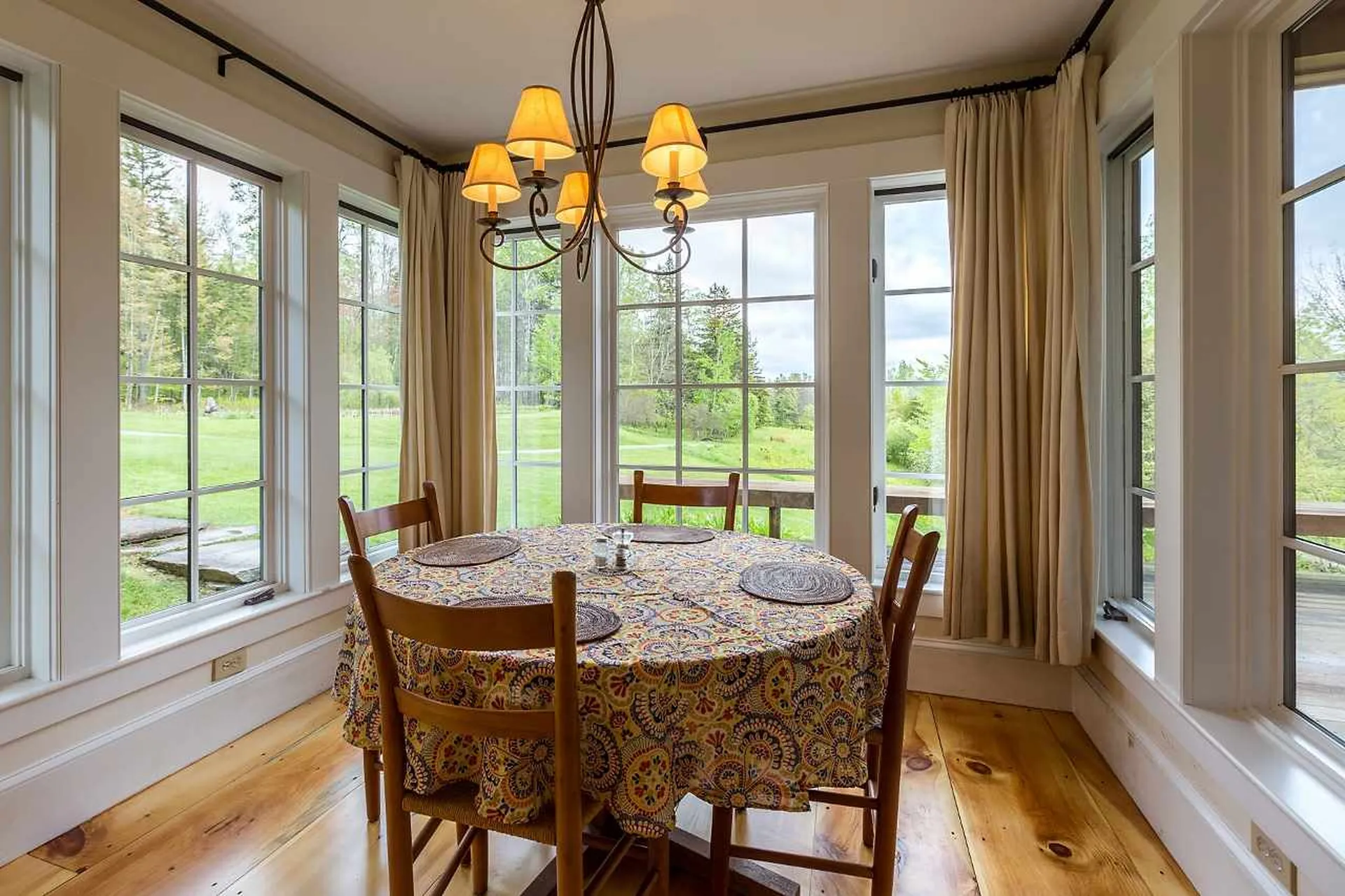 2352 Curtis Hollow Road Woodstock VT 05091
