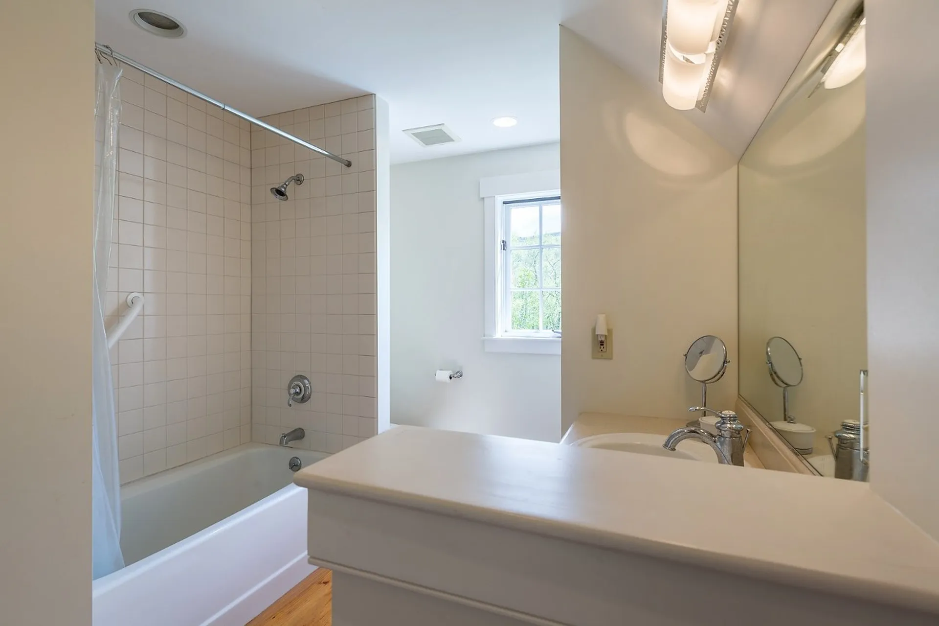 2352 Curtis Hollow Road Woodstock VT 05091