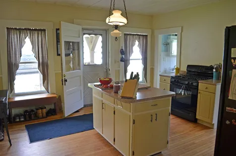 218 High Street Cavendish VT 05142