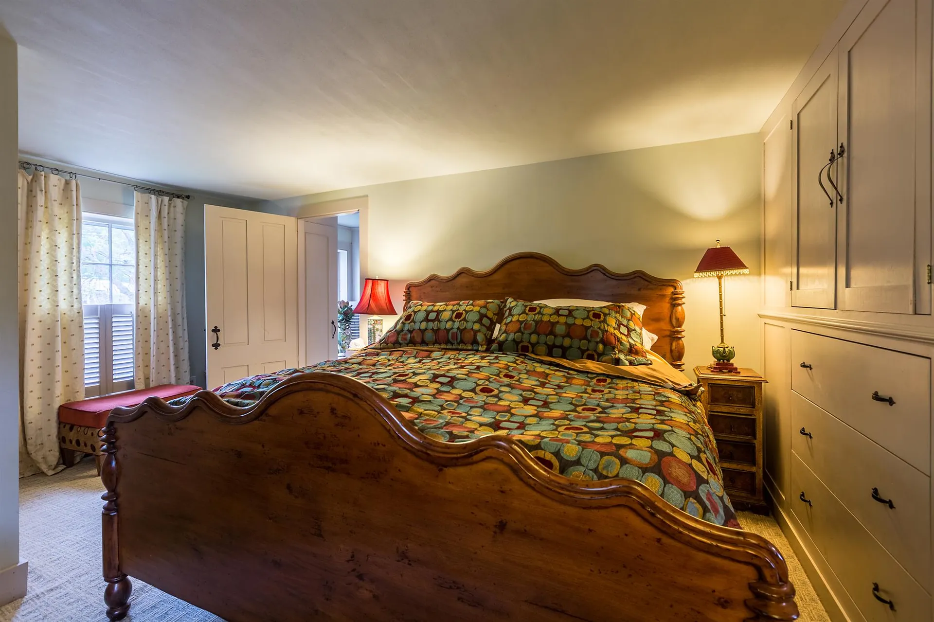 28 Pleasant Street Woodstock VT 05091