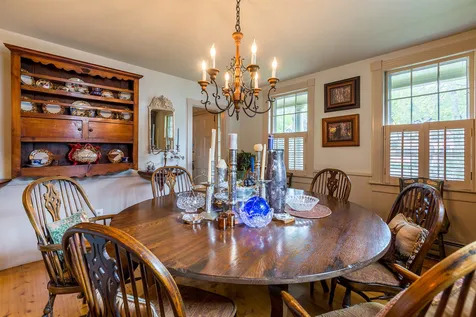 28 Pleasant Street Woodstock VT 05091