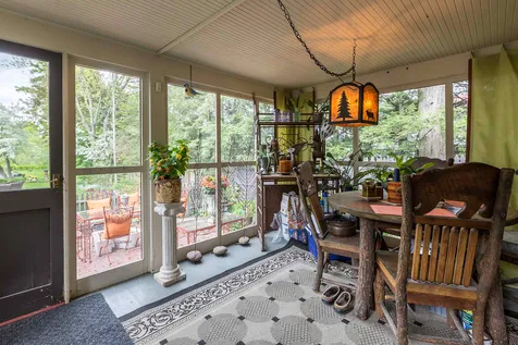 28 Pleasant Street Woodstock VT 05091