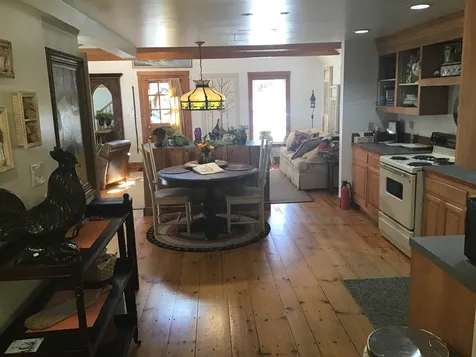 28 Pleasant Street Woodstock VT 05091