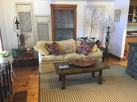 28 Pleasant Street Woodstock VT 05091