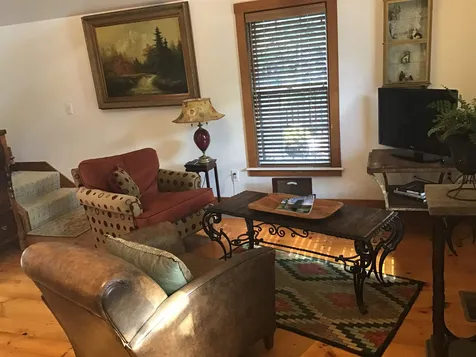28 Pleasant Street Woodstock VT 05091