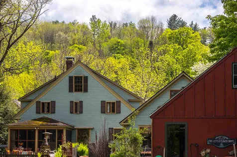 28 Pleasant Street Woodstock VT 05091