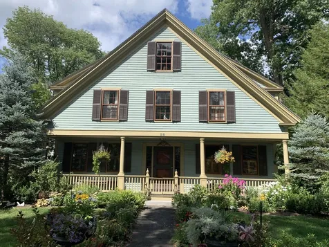 28 Pleasant Street Woodstock VT 05091