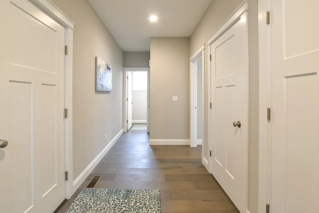 996 Maplewood Avenue Portsmouth NH 03801