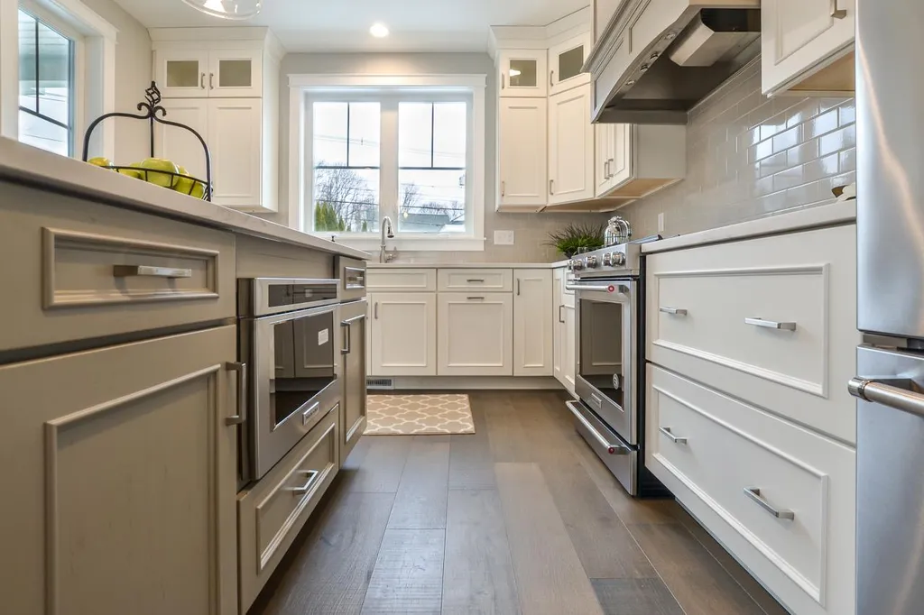 996 Maplewood Avenue Portsmouth NH 03801