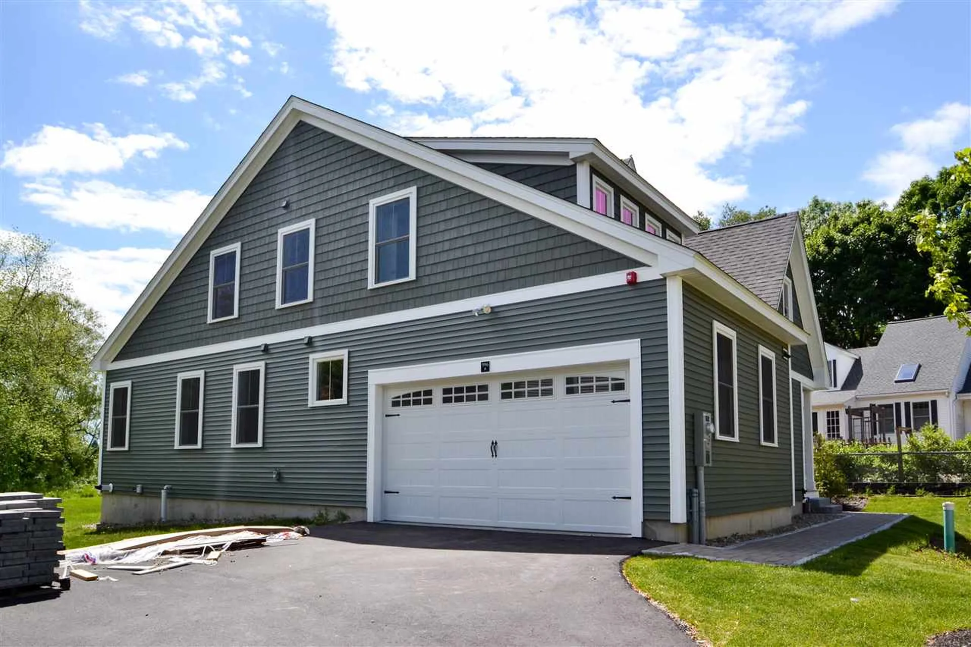 996 Maplewood Avenue Portsmouth NH 03801