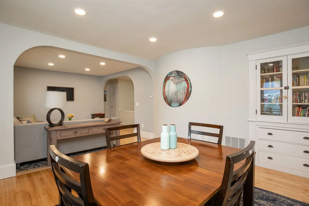 162 Rockland Street Portsmouth NH 03801