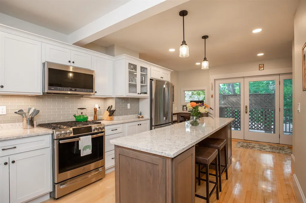 162 Rockland Street Portsmouth NH 03801