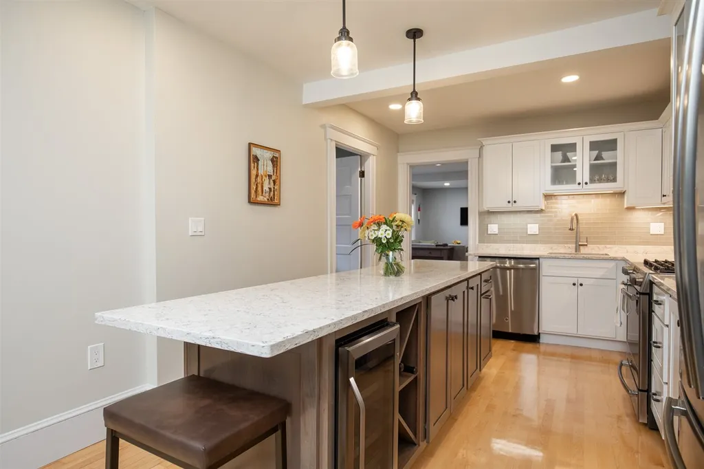 162 Rockland Street Portsmouth NH 03801