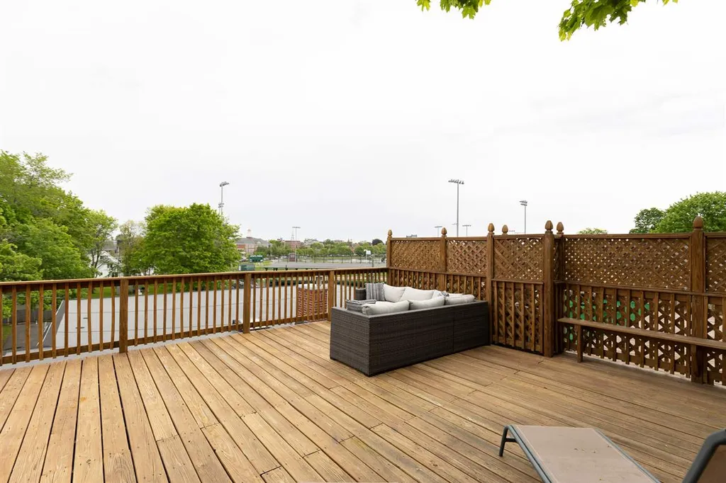 162 Rockland Street Portsmouth NH 03801