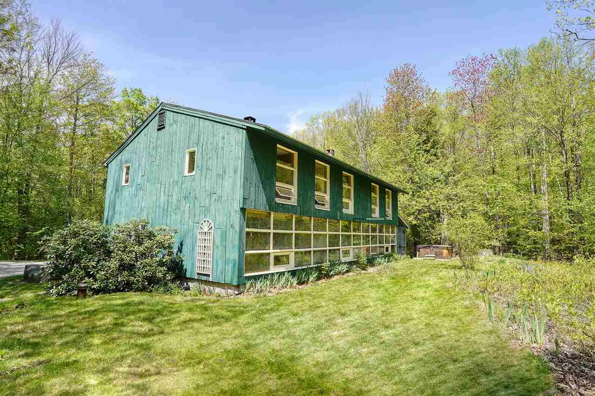 69 Dooe Road Dublin NH 03444