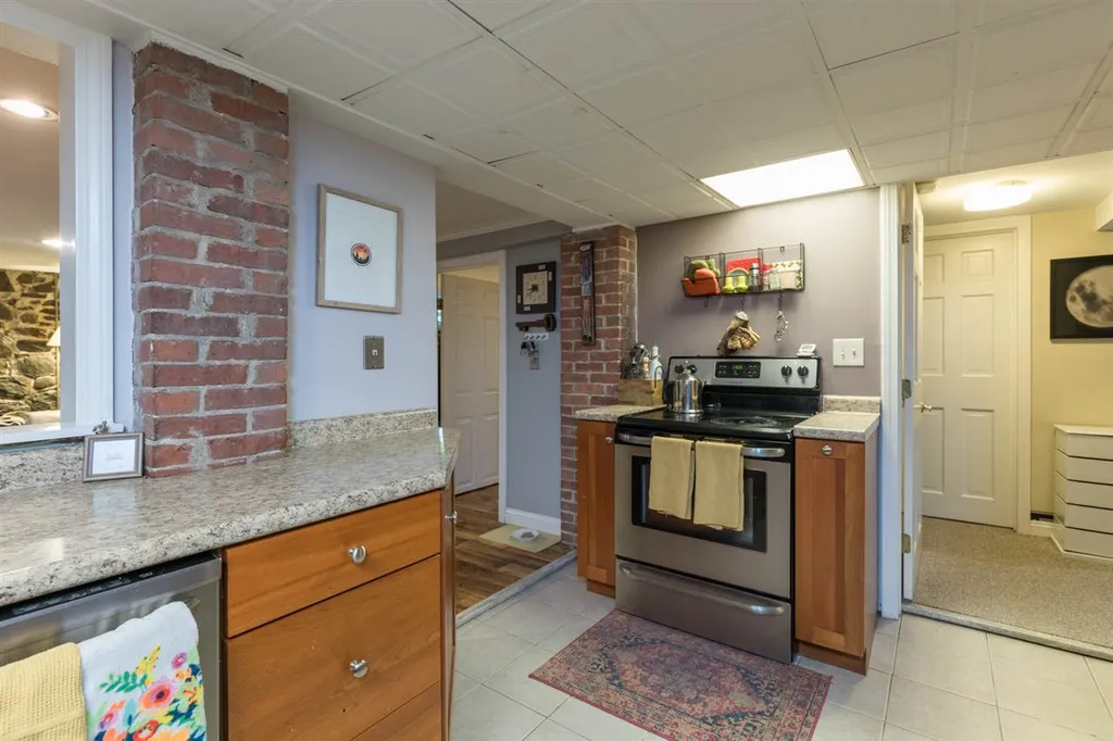 921 Middle Street Portsmouth NH 03801