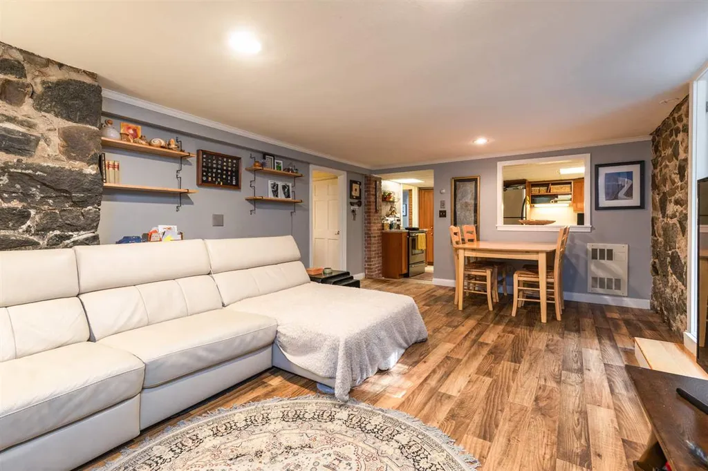 921 Middle Street Portsmouth NH 03801