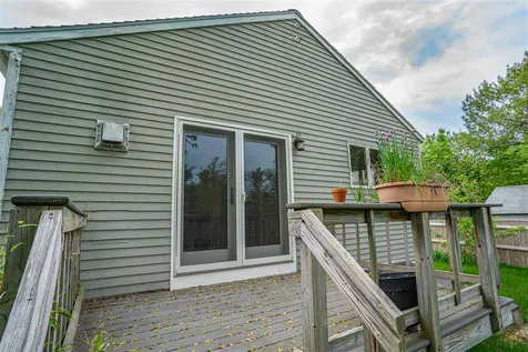 181 Gabrielle Street Manchester NH 03103