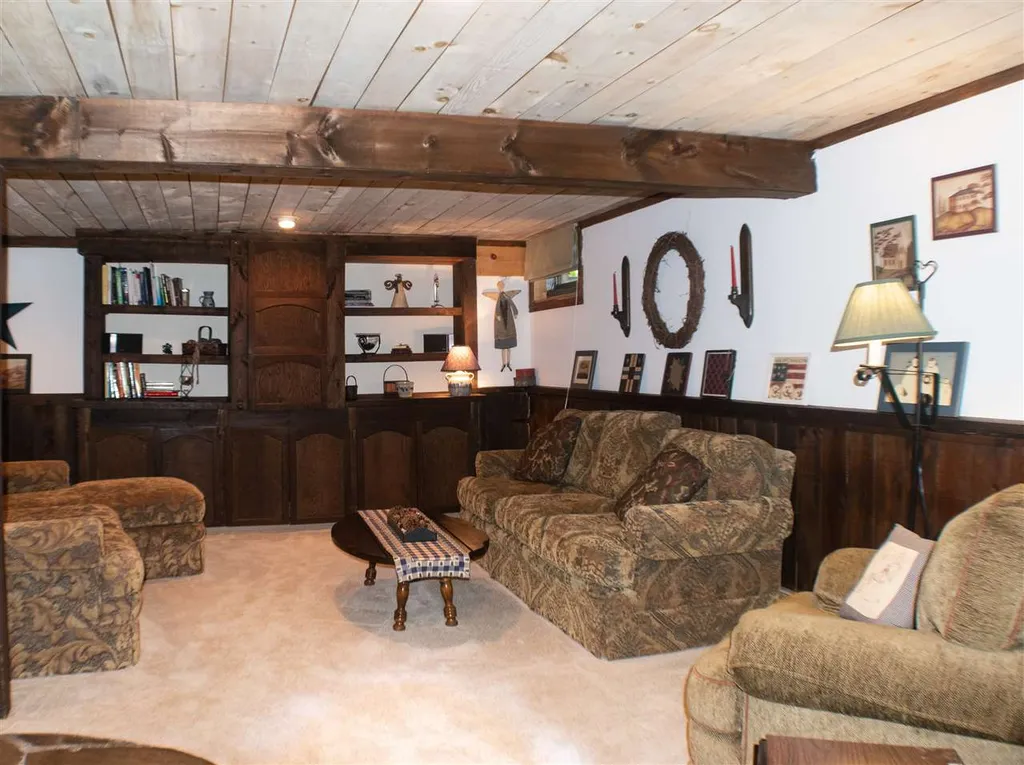 73 Harris Road Nashua NH 03062